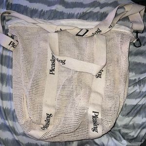 black and white pleasing bag